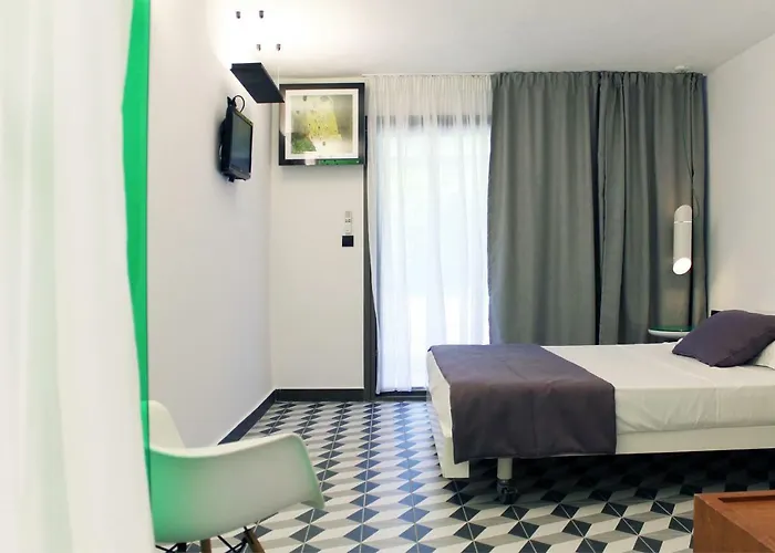 Despotiko Apt. & Hotel