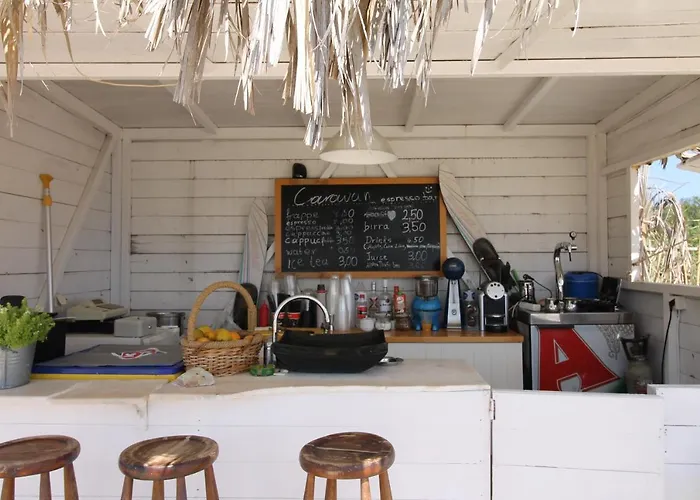 Despotiko Apt. & Hotel Toroni