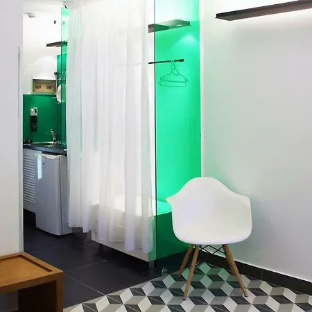 Despotiko Apt. & Hotel Toroni